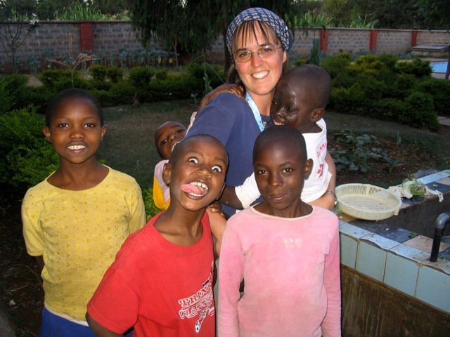 V záhrade u sestry Mary Jane..., Nairobi, február 2011