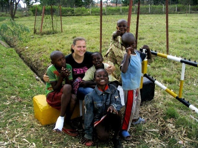 Sobota v Langate v Nairobi....Stephen, Eric, Andrew, Owen a najmenší Peter, február 2011