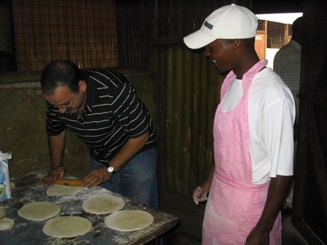Príprava capati na rozlúčkový večer :-) otec Makarius a Gidi, 27. február 2011