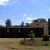 Langata - zatiaľ chalani bývajú tu, ale o pár týždňov by sa už mali sťahovať do novej budovy v ľavo, Nairobi, február 2011